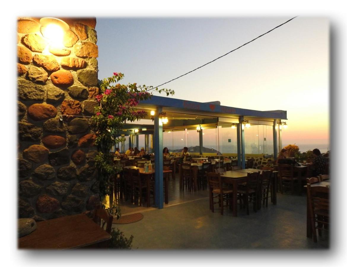 Golden Stone Santorini Suites Акротири Экстерьер фото