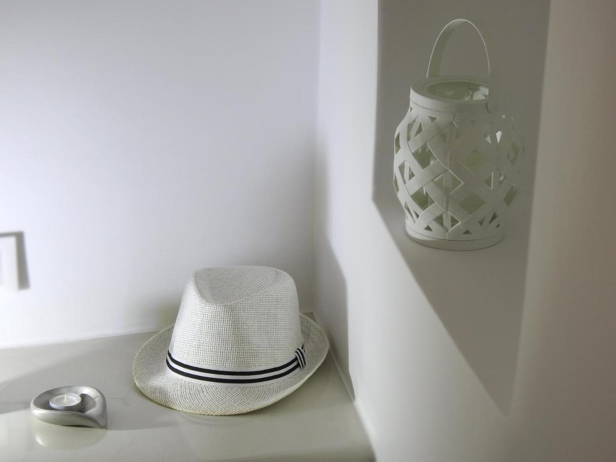 Golden Stone Santorini Suites Акротири Экстерьер фото