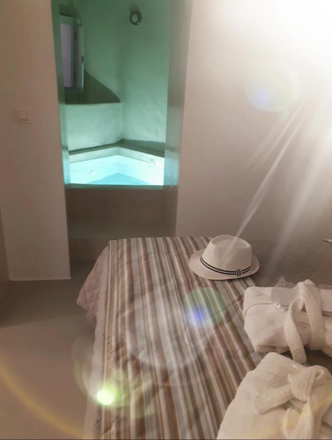 Golden Stone Santorini Suites Акротири Экстерьер фото